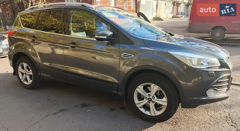 Ford Kuga 2016