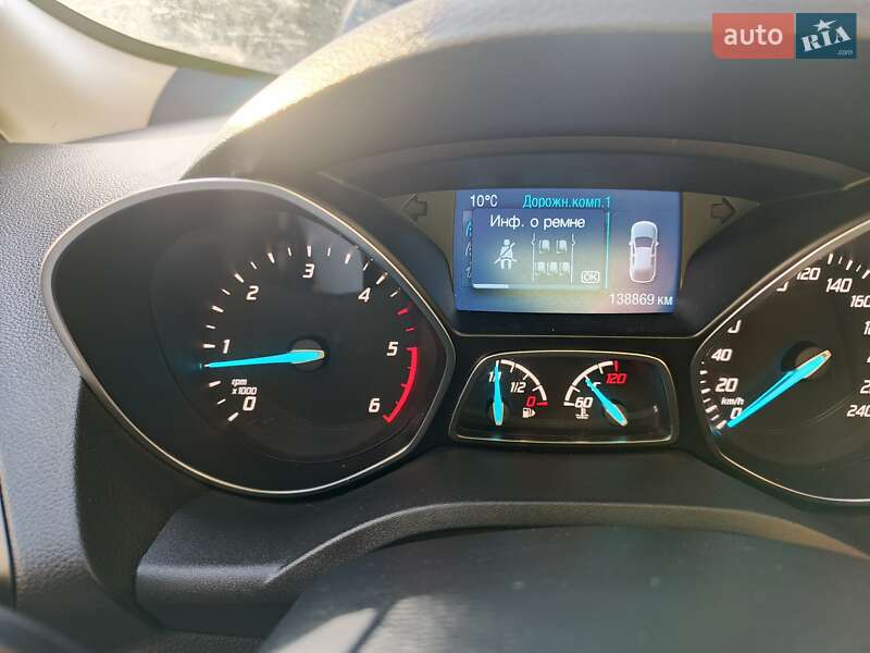 Внедорожник / Кроссовер Ford Kuga 2016 в Красилове фото 9 Внедорожник / Кроссовер Ford Kuga 2016 в Красилове