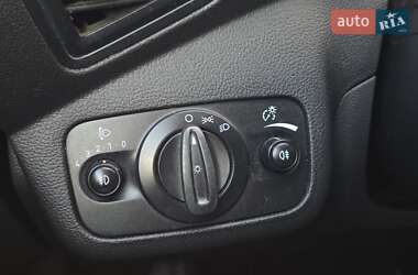 Внедорожник / Кроссовер Ford Kuga 2013 в 