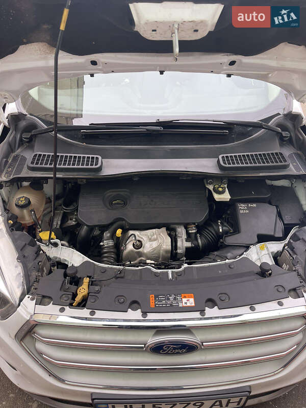 Позашляховик / Кросовер Ford Kuga 2018 в Одесі