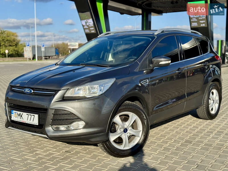 Позашляховик / Кросовер Ford Kuga 2015 в Миколаєві