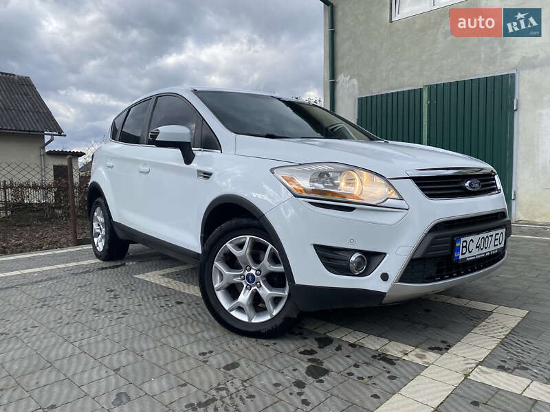 Позашляховик / Кросовер Ford Kuga 2011 в Стрию