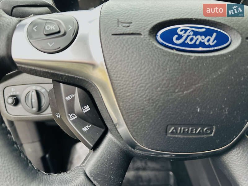 Позашляховик / Кросовер Ford Kuga 2013 в Києві фото 28 Позашляховик / Кросовер Ford Kuga 2013 в Києві