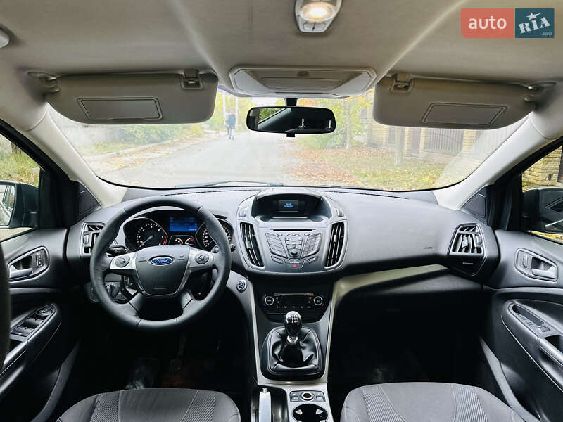 Позашляховик / Кросовер Ford Kuga 2013 в Києві фото 39 Позашляховик / Кросовер Ford Kuga 2013 в Києві