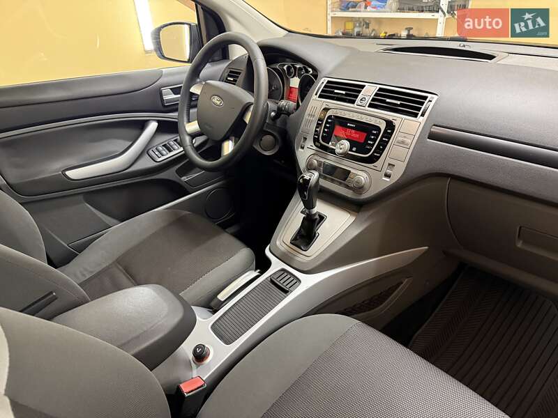 Внедорожник / Кроссовер Ford Kuga 2012 в Киеве