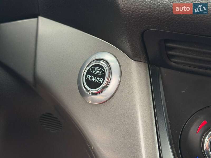 Позашляховик / Кросовер Ford Kuga 2013 в Харкові фото 38 Позашляховик / Кросовер Ford Kuga 2013 в Харкові