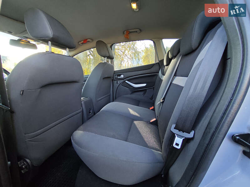 Внедорожник / Кроссовер Ford Kuga 2011 в Киеве фото 13 Внедорожник / Кроссовер Ford Kuga 2011 в Киеве