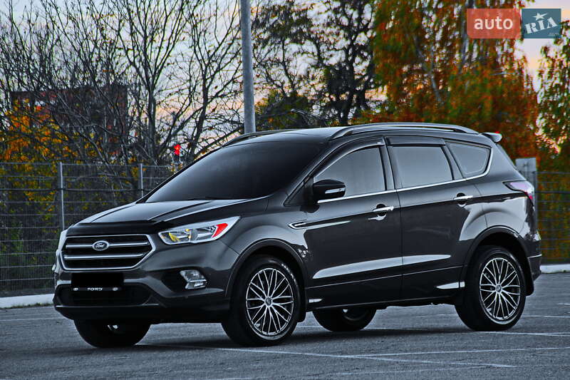 Внедорожник / Кроссовер Ford Kuga 2018 в Днепре фото 3 Внедорожник / Кроссовер Ford Kuga 2018 в Днепре
