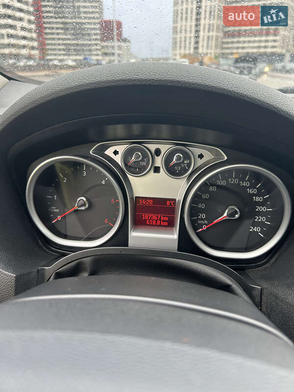 Внедорожник / Кроссовер Ford Kuga 2011 в Киеве фото 21 Внедорожник / Кроссовер Ford Kuga 2011 в Киеве