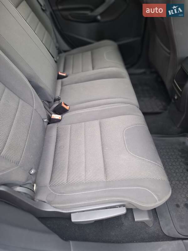 Внедорожник / Кроссовер Ford Kuga 2014 в Звягеле