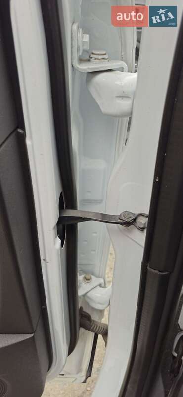 Внедорожник / Кроссовер Ford Kuga 2013 в Днепре