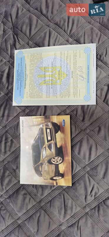 Внедорожник / Кроссовер Ford Kuga 2013 в Днепре