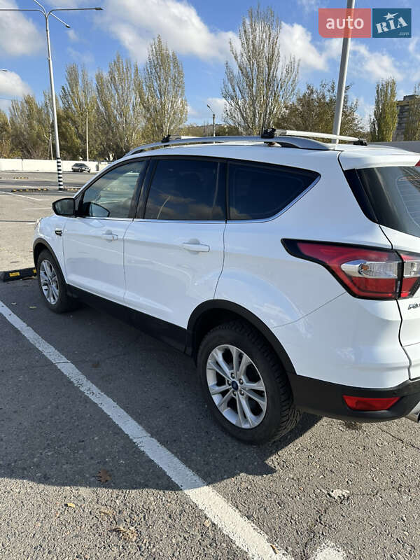 Внедорожник / Кроссовер Ford Kuga 2019 в Днепре