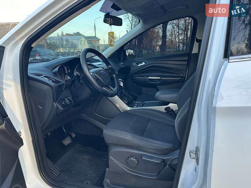 Внедорожник / Кроссовер Ford Kuga 2017 в Виннице фото 33 Внедорожник / Кроссовер Ford Kuga 2017 в Виннице