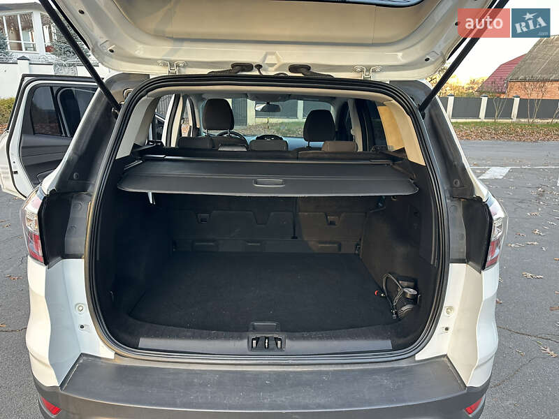 Внедорожник / Кроссовер Ford Kuga 2017 в Виннице фото 42 Внедорожник / Кроссовер Ford Kuga 2017 в Виннице