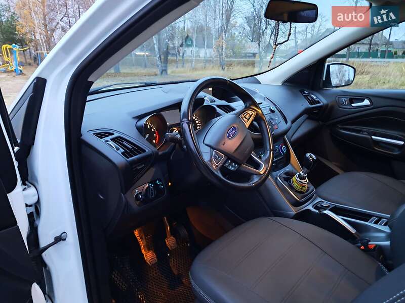Внедорожник / Кроссовер Ford Kuga 2017 в Чернигове фото 7 Внедорожник / Кроссовер Ford Kuga 2017 в Чернигове