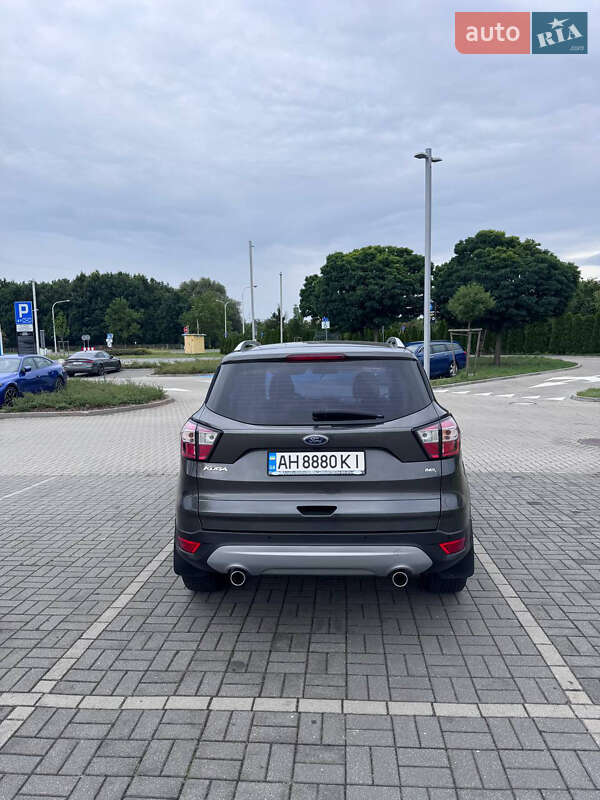 Внедорожник / Кроссовер Ford Kuga 2019 в Киеве