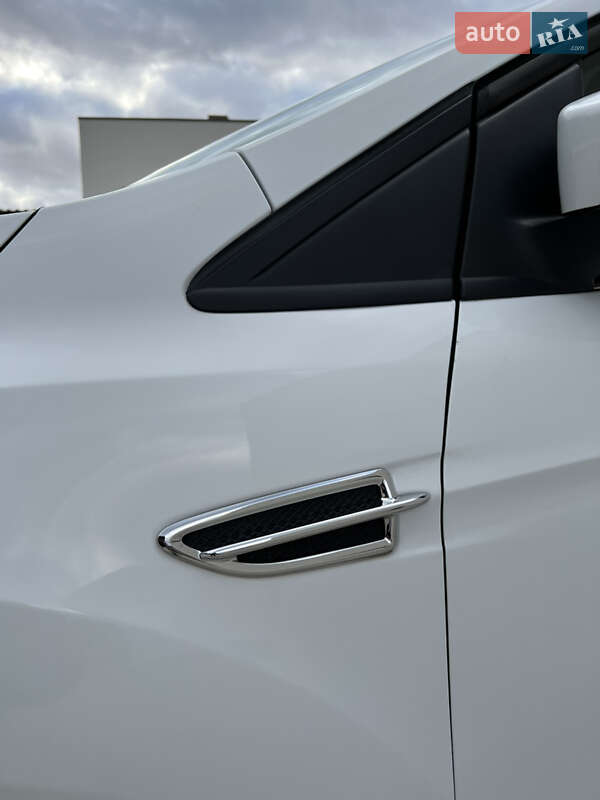 Позашляховик / Кросовер Ford Kuga 2013 в Луцьку