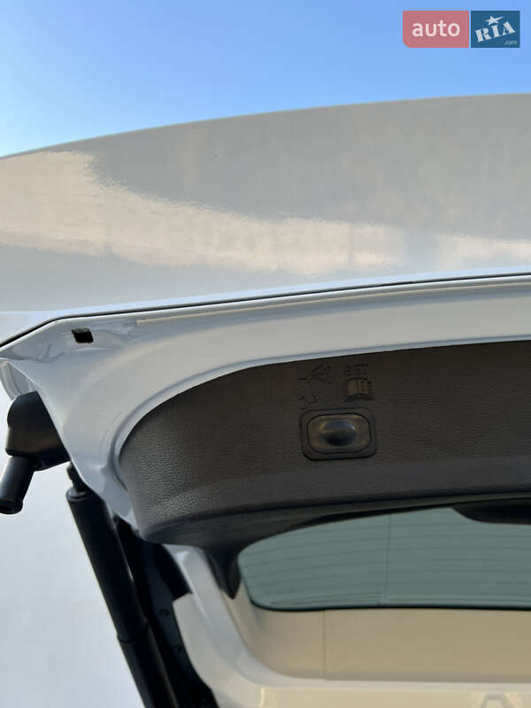 Позашляховик / Кросовер Ford Kuga 2013 в Луцьку