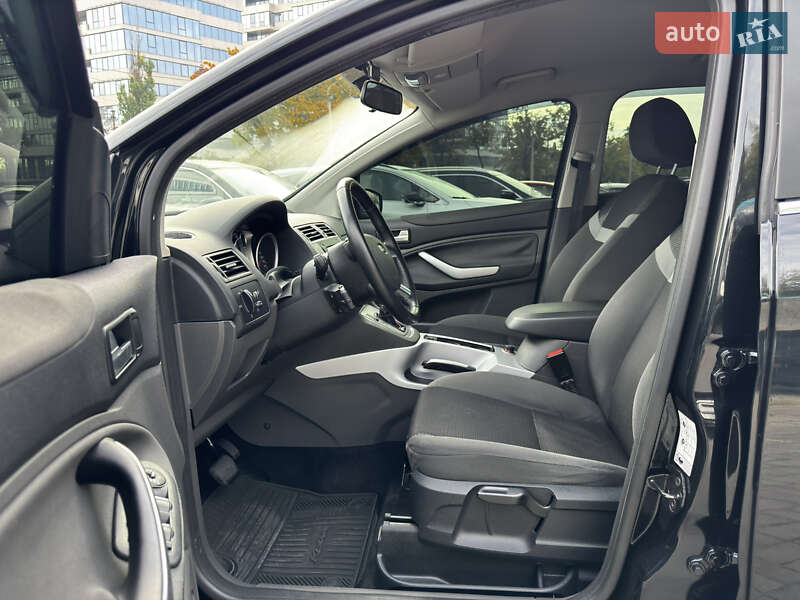 Внедорожник / Кроссовер Ford Kuga 2012 в Днепре фото 23 Внедорожник / Кроссовер Ford Kuga 2012 в Днепре