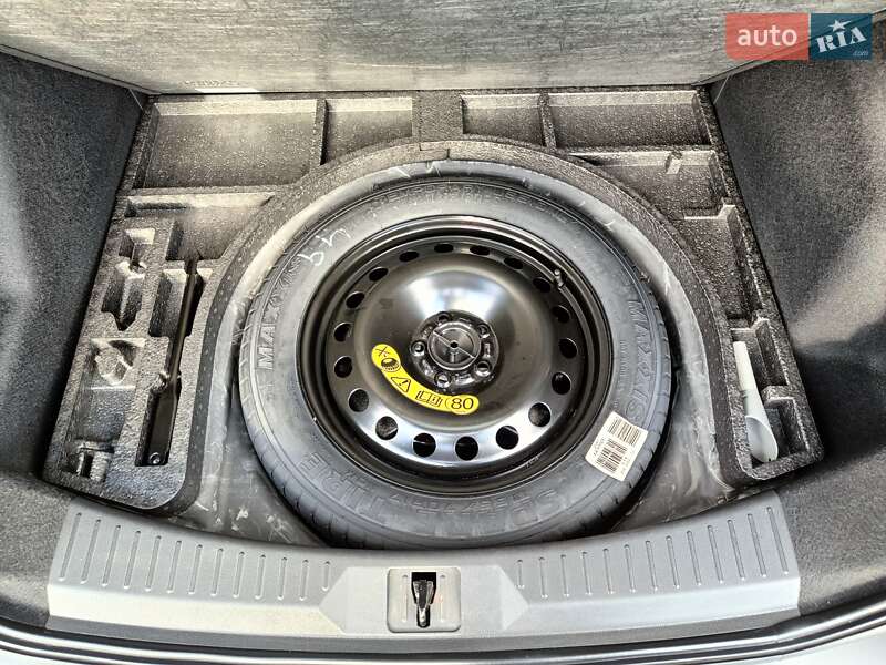 Внедорожник / Кроссовер Ford Kuga 2016 в Калуше