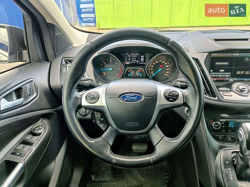 Внедорожник / Кроссовер Ford Kuga 2016 в Калуше