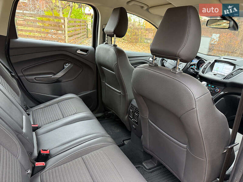 Внедорожник / Кроссовер Ford Kuga 2019 в Киеве фото 20 Внедорожник / Кроссовер Ford Kuga 2019 в Киеве