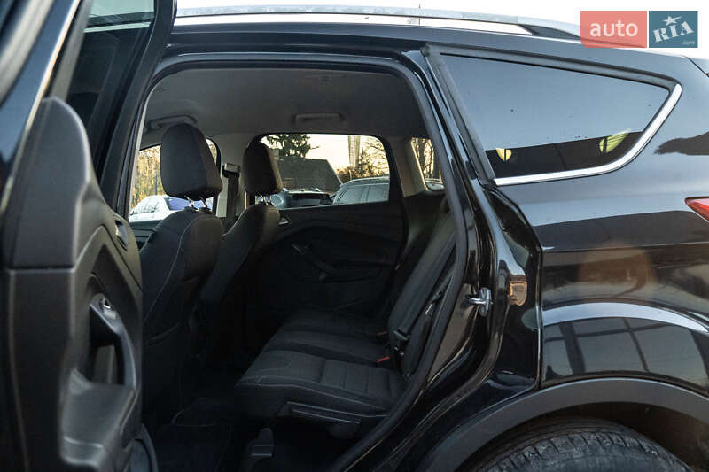 Внедорожник / Кроссовер Ford Kuga 2015 в Черновцах фото 31 Внедорожник / Кроссовер Ford Kuga 2015 в Черновцах