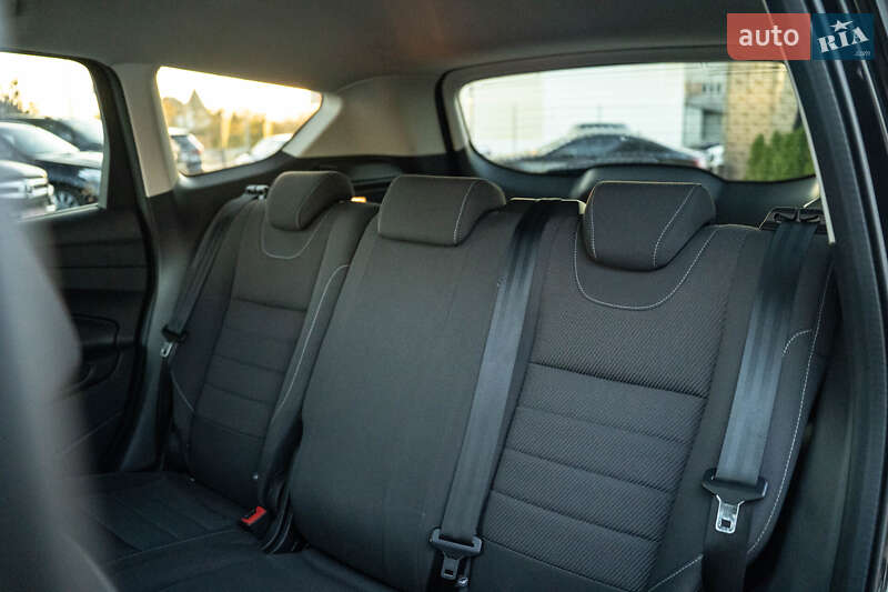 Внедорожник / Кроссовер Ford Kuga 2015 в Черновцах фото 32 Внедорожник / Кроссовер Ford Kuga 2015 в Черновцах