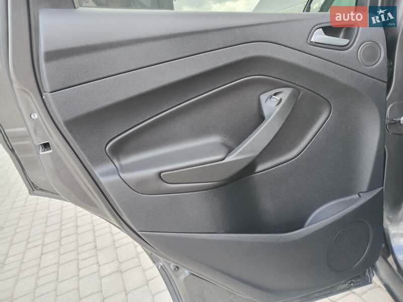 Позашляховик / Кросовер Ford Kuga 2017 в Львові фото 10 Позашляховик / Кросовер Ford Kuga 2017 в Львові