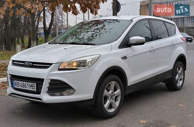 Внедорожник / Кроссовер Ford Kuga 2016 в Виннице