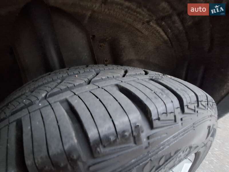 Позашляховик / Кросовер Ford Kuga 2011 в Києві фото 61 Позашляховик / Кросовер Ford Kuga 2011 в Києві