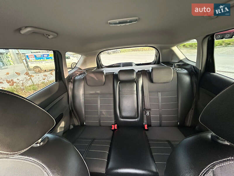 Позашляховик / Кросовер Ford Kuga 2012 в Львові фото 19 Позашляховик / Кросовер Ford Kuga 2012 в Львові