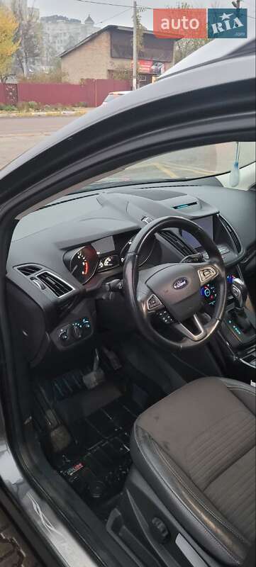 Позашляховик / Кросовер Ford Kuga 2019 в Києві фото 13 Позашляховик / Кросовер Ford Kuga 2019 в Києві