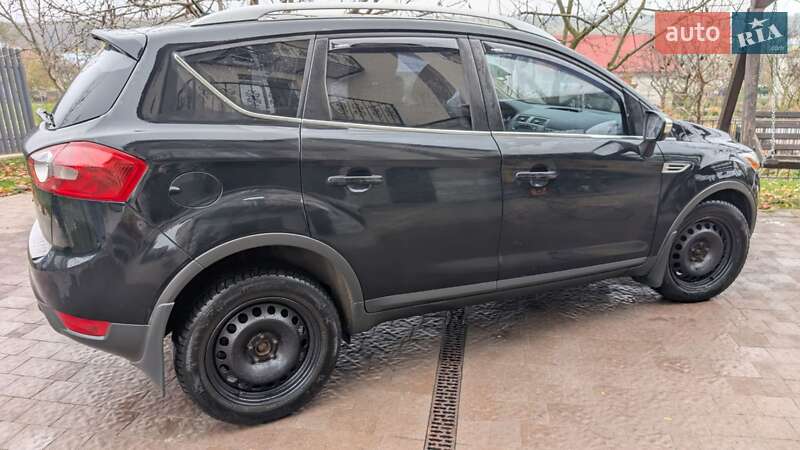 Позашляховик / Кросовер Ford Kuga 2012 в Тернополі фото 8 Позашляховик / Кросовер Ford Kuga 2012 в Тернополі