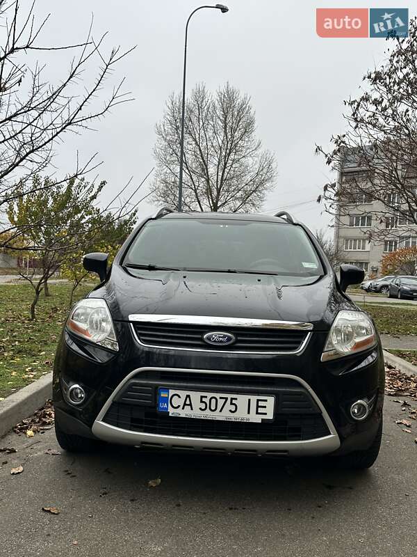 Позашляховик / Кросовер Ford Kuga 2011 в Києві фото 2 Позашляховик / Кросовер Ford Kuga 2011 в Києві