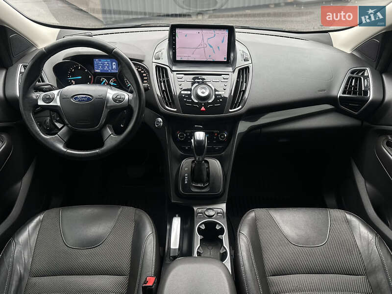 Позашляховик / Кросовер Ford Kuga 2013 в Києві