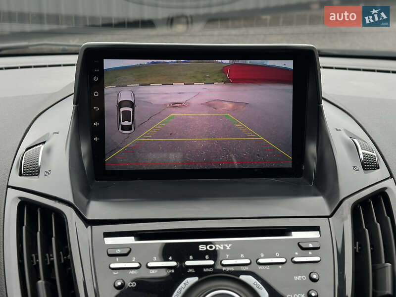 Позашляховик / Кросовер Ford Kuga 2013 в Києві