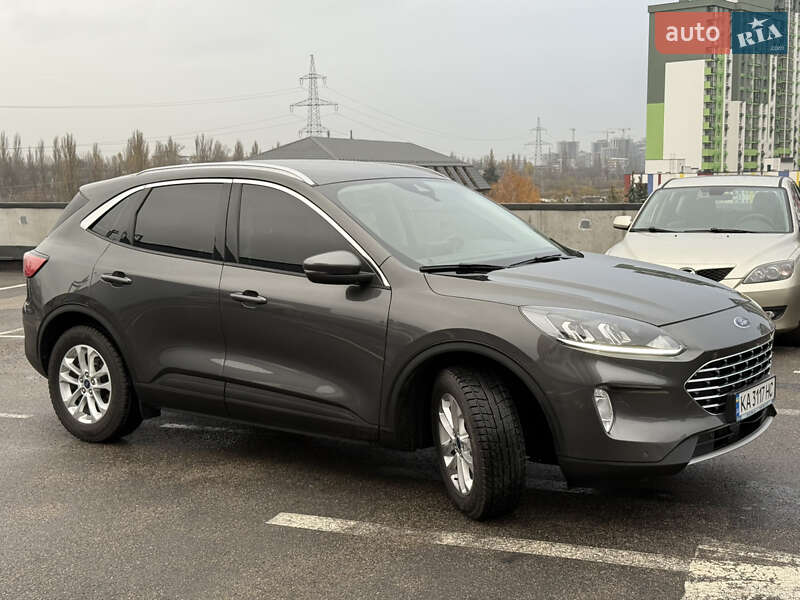 Позашляховик / Кросовер Ford Kuga 2021 в Києві фото 7 Позашляховик / Кросовер Ford Kuga 2021 в Києві