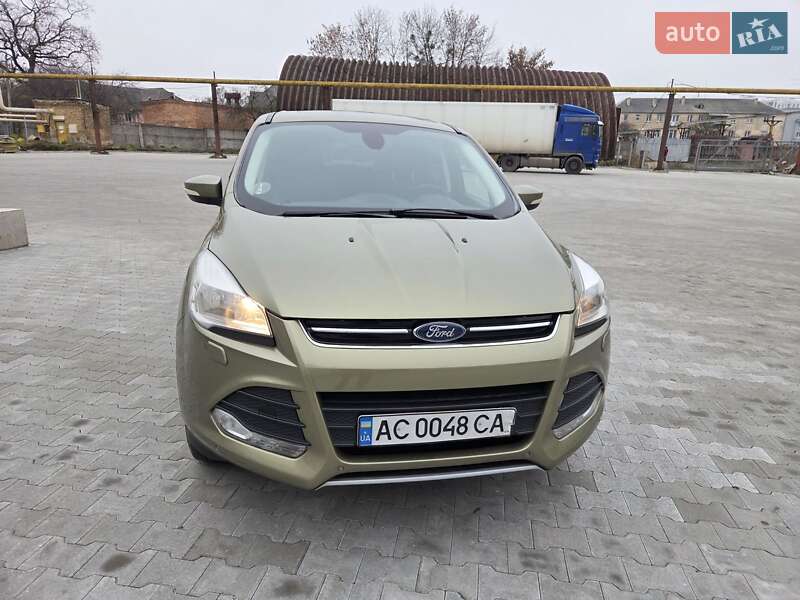 Внедорожник / Кроссовер Ford Kuga 2013 в Луцке