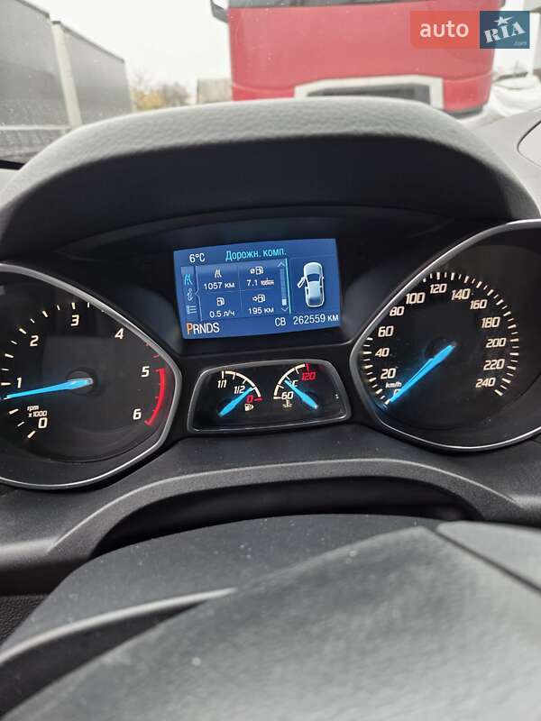 Внедорожник / Кроссовер Ford Kuga 2013 в Луцке