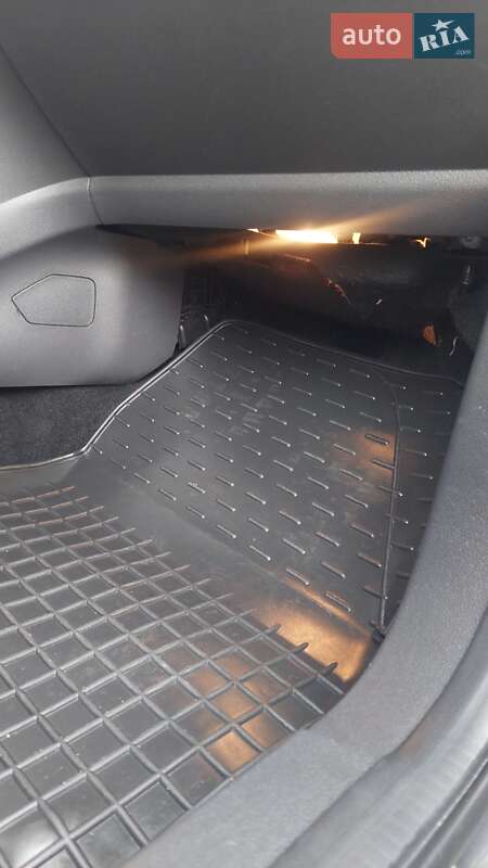 Позашляховик / Кросовер Ford Kuga 2016 в Вінниці фото 64 Позашляховик / Кросовер Ford Kuga 2016 в Вінниці