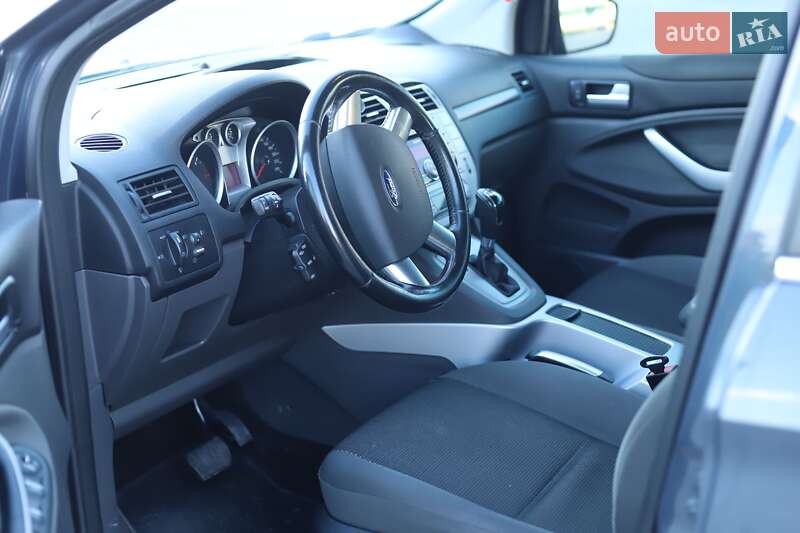 Внедорожник / Кроссовер Ford Kuga 2012 в Черкассах