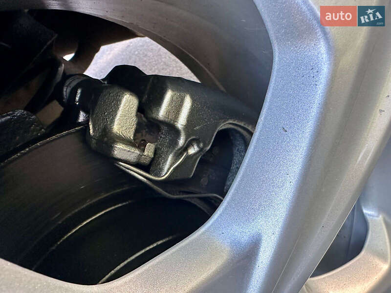 Позашляховик / Кросовер Ford Kuga 2013 в Черкасах фото 14 Позашляховик / Кросовер Ford Kuga 2013 в Черкасах