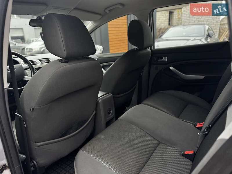 Внедорожник / Кроссовер Ford Kuga 2011 в Житомире