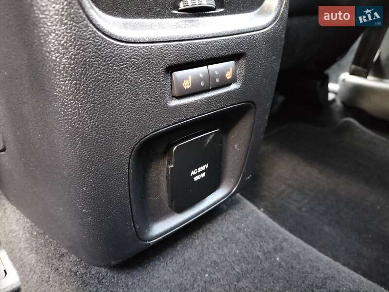 Позашляховик / Кросовер Ford Kuga 2020 в Дунаївцях