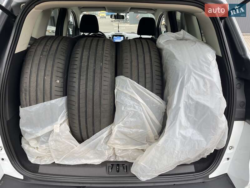 Позашляховик / Кросовер Ford Kuga 2016 в Миколаєві фото 23 Позашляховик / Кросовер Ford Kuga 2016 в Миколаєві