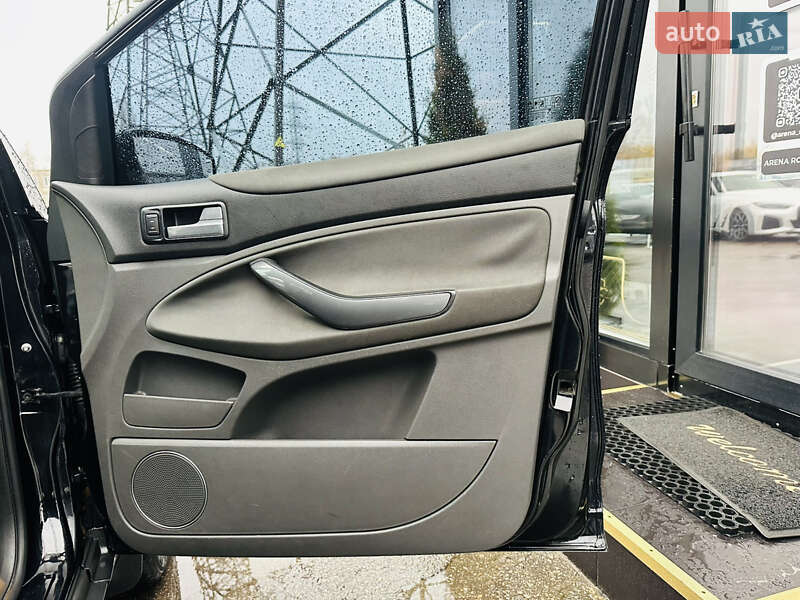 Позашляховик / Кросовер Ford Kuga 2010 в Харкові