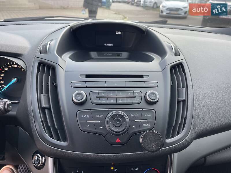 Позашляховик / Кросовер Ford Kuga 2016 в Миколаєві