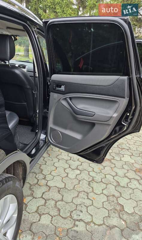 Внедорожник / Кроссовер Ford Kuga 2010 в Ровно